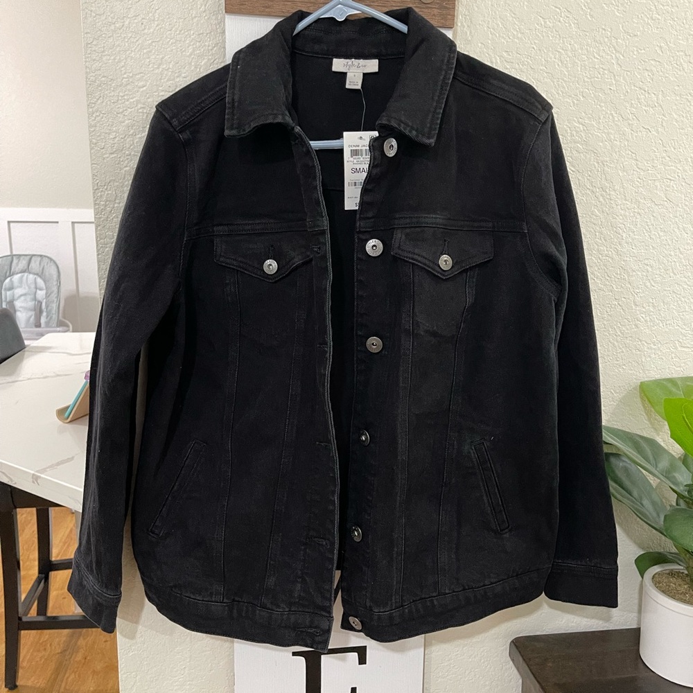 Black Women’s Distressed Jean Jacket